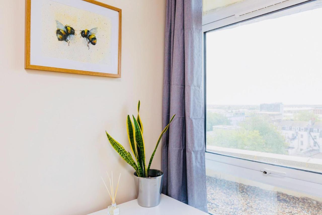 Panorama Apartments By Mesh Accommodation Short & Long Term Lets Ashford For Contractors Or Corporate Stays Esterno foto